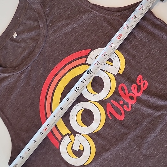 Good Vibes tank Lg - Picture 5 of 6